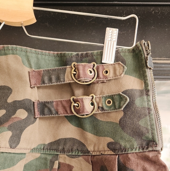 Teddy Fresh Bear Buckle Mini‎ Skirt Hot - Picture 4 of 10